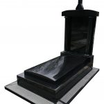 CEL105-20 - Noir fin - soub. 20 - so. 35 - tomb. 12 - stèle 110 - toit 16 - croix 60